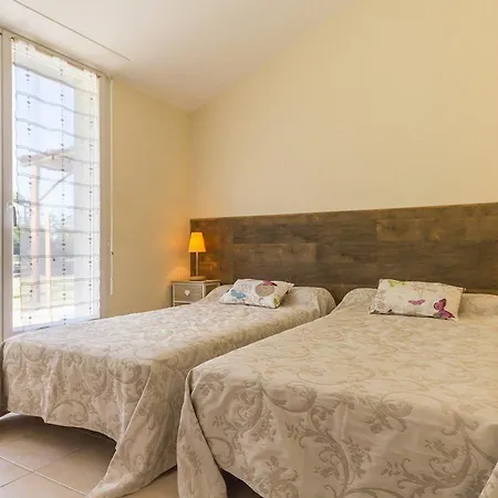 別荘 De Campagne Avec Jardin Clos, 3 Chambres, Terrasse, Basse-cour, Et Terrain De Petanque - Fr-1-306-918 Frossay