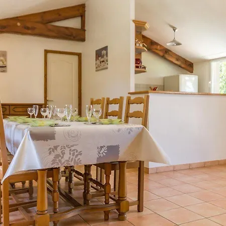 De Campagne Avec Jardin Clos, 3 Chambres, Terrasse, Basse-cour, Et Terrain De Petanque - Fr-1-306-918 Frossay